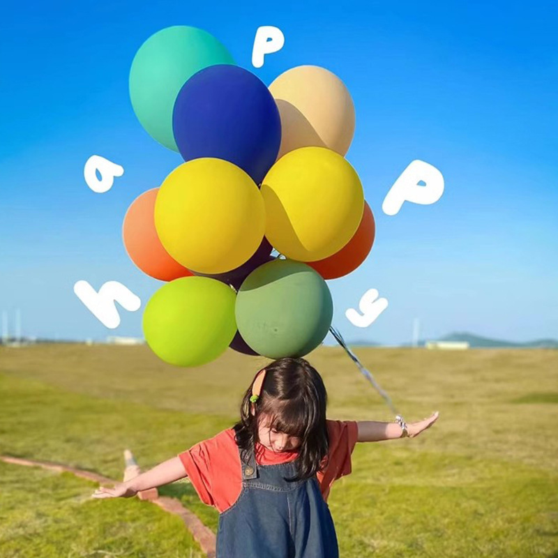 Hvordan få ballonger til å vare lenger etter inflasjon